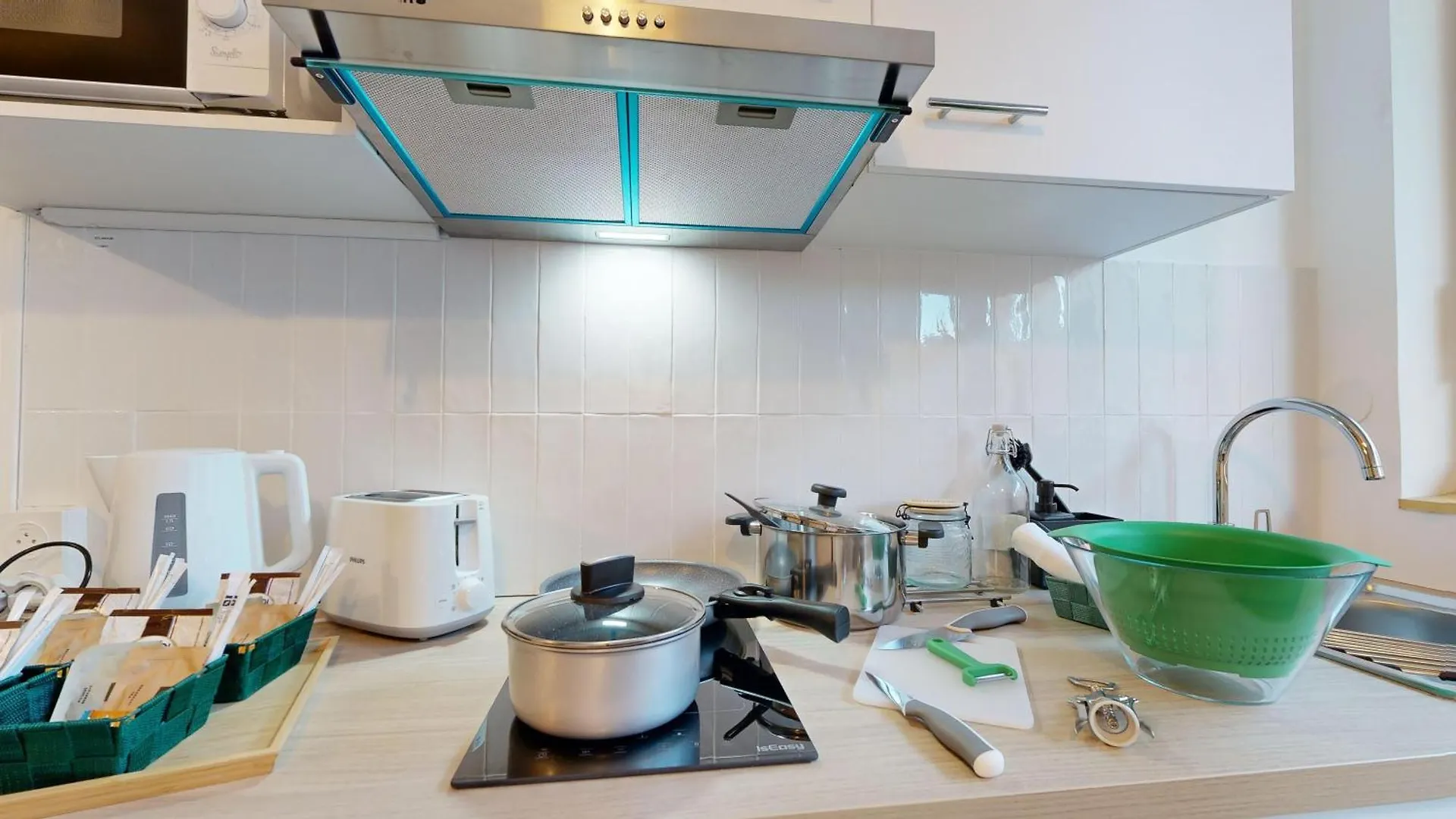Appartamento Expat Renting - Le Chic - Netflix - Proche Gare Tolosa 0*,